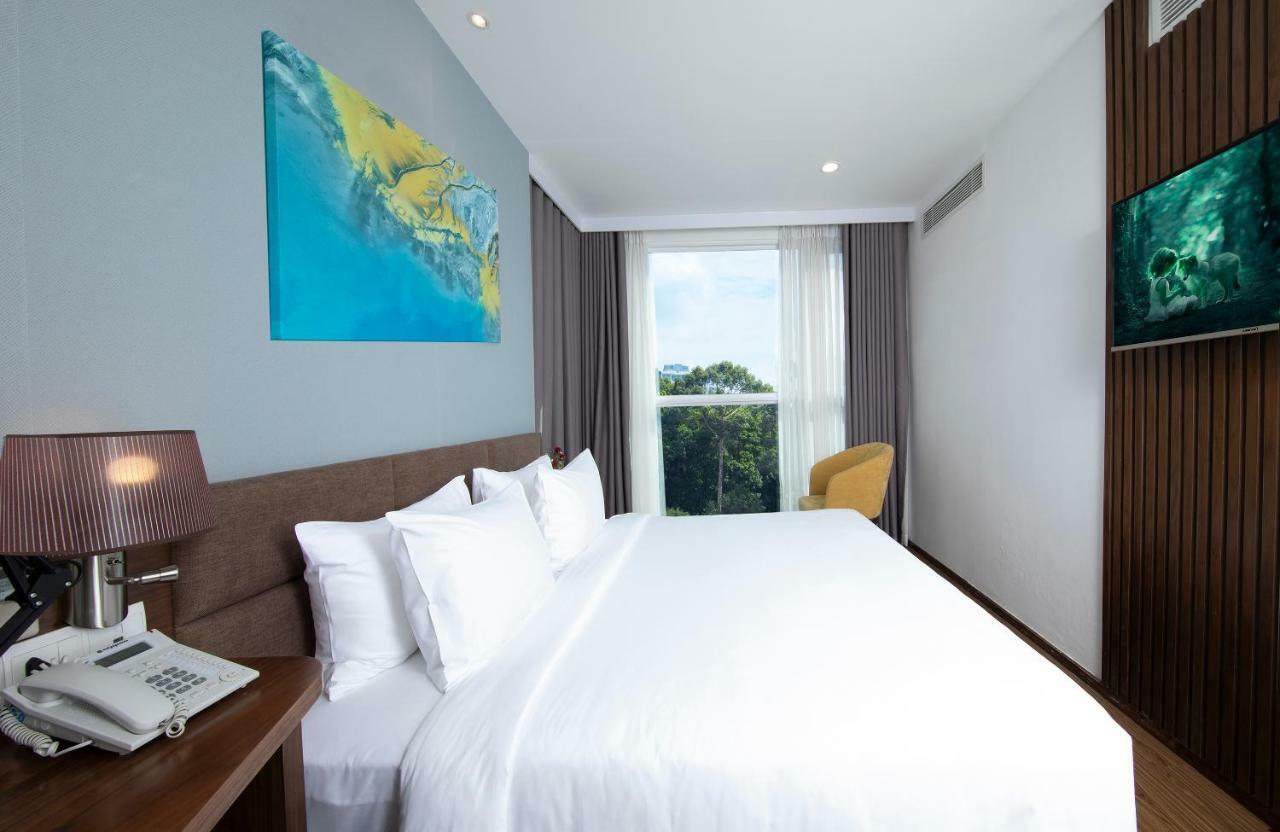 The Blue Hotel Thành Pho Ho Chí Minh Esterno foto