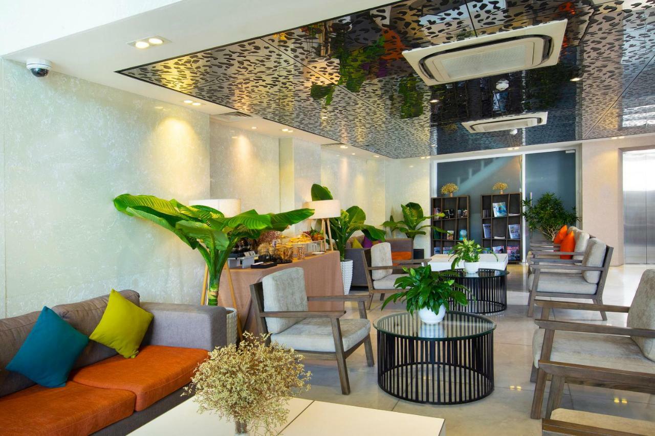 The Blue Hotel Thành Pho Ho Chí Minh Esterno foto